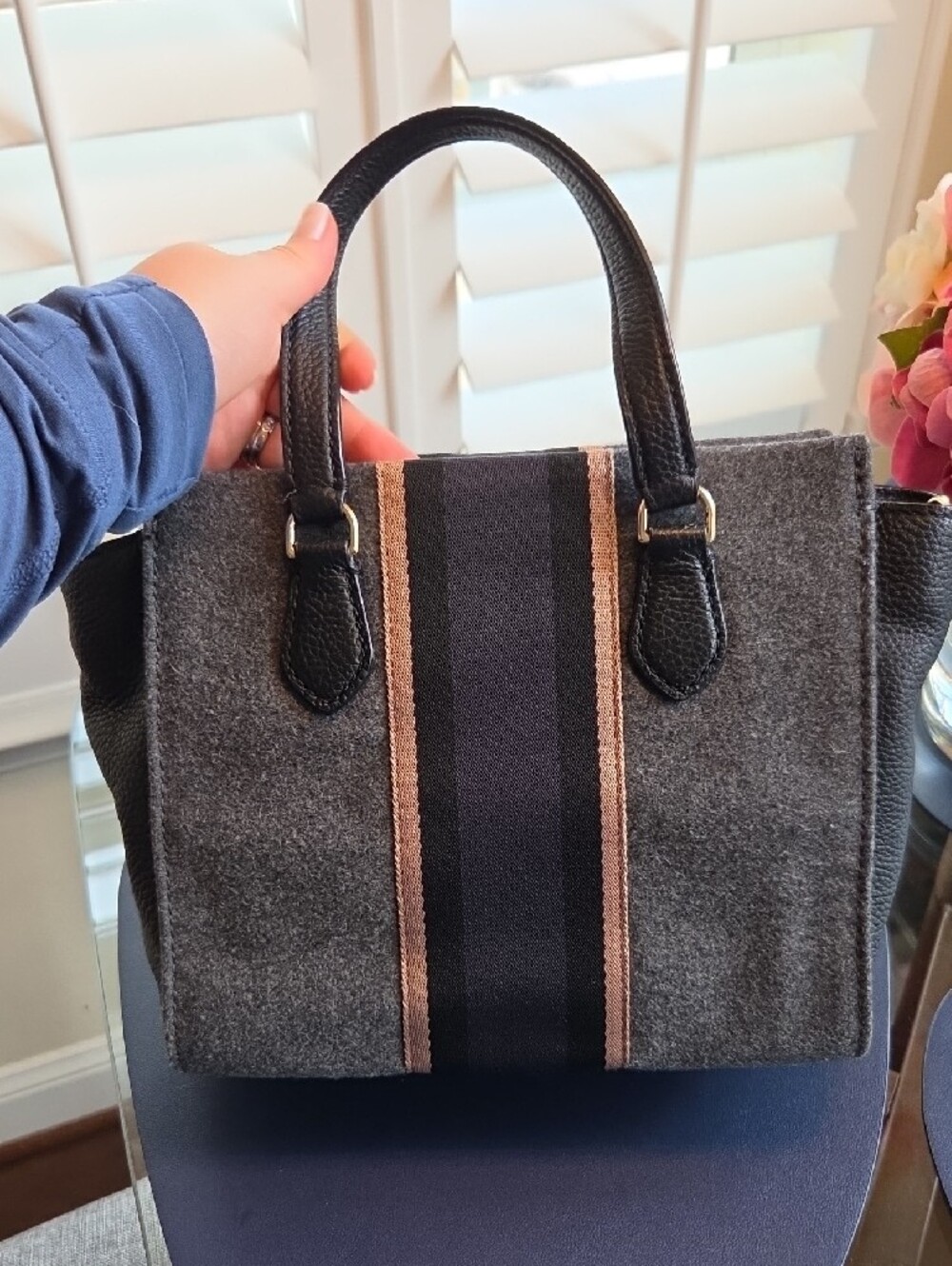 kate spade Black and Gray Tote - Picture 4 of 13